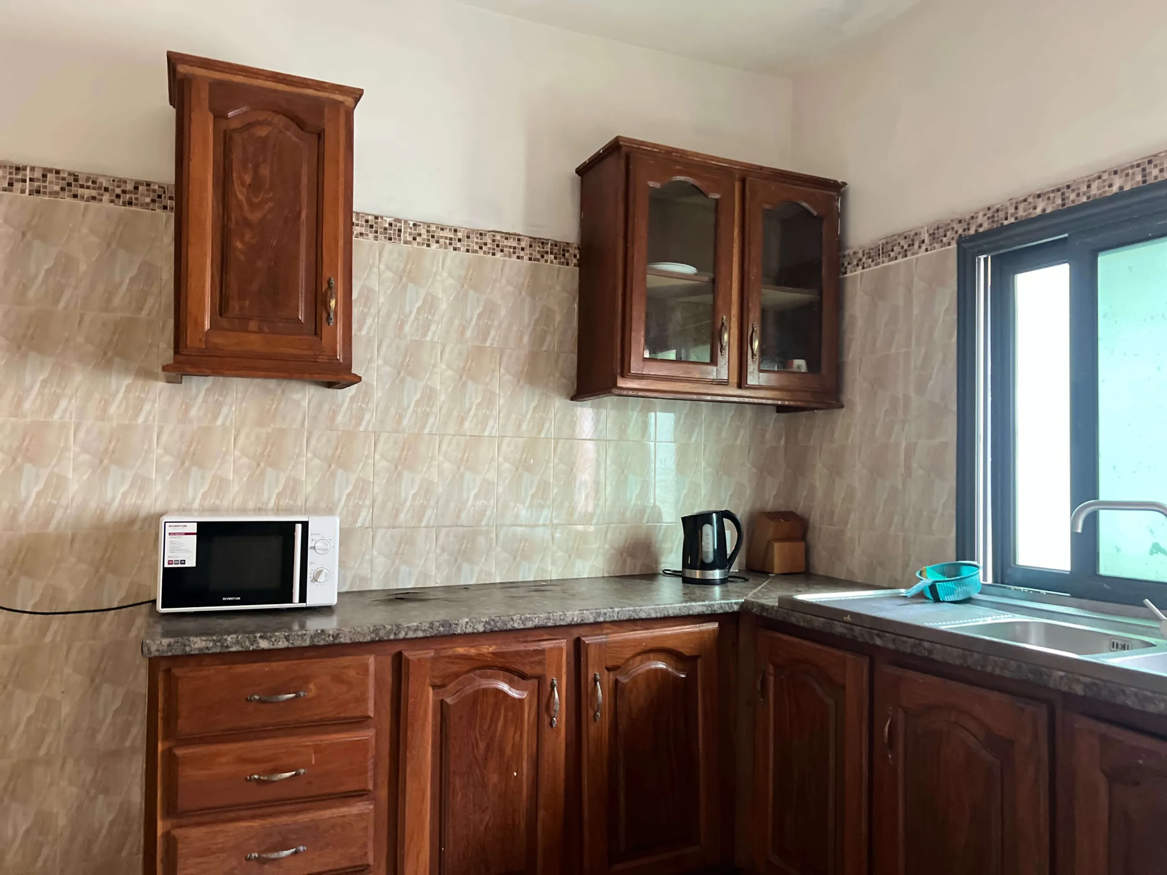 Comfortable Single Bedroom Beachside Apartment in Senegambia, image 3